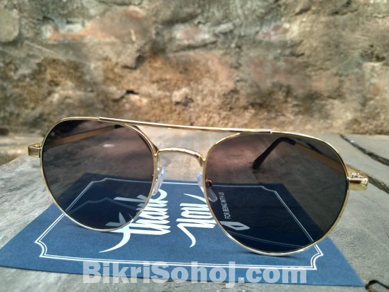 Golden frame sunglass